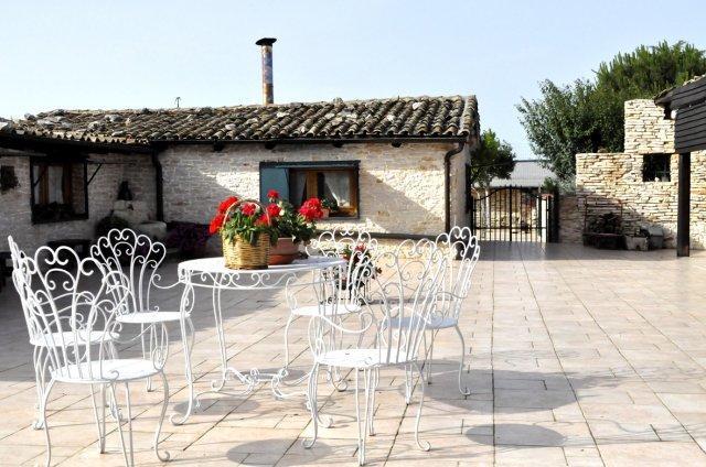 Tenuta Tannoja Villa Андрия Екстериор снимка